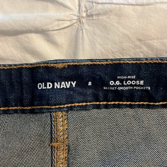 NWOT! Old Navy High Rise OG Loose Jeans with Secret Smooth Pocket - Picture 3 of 5